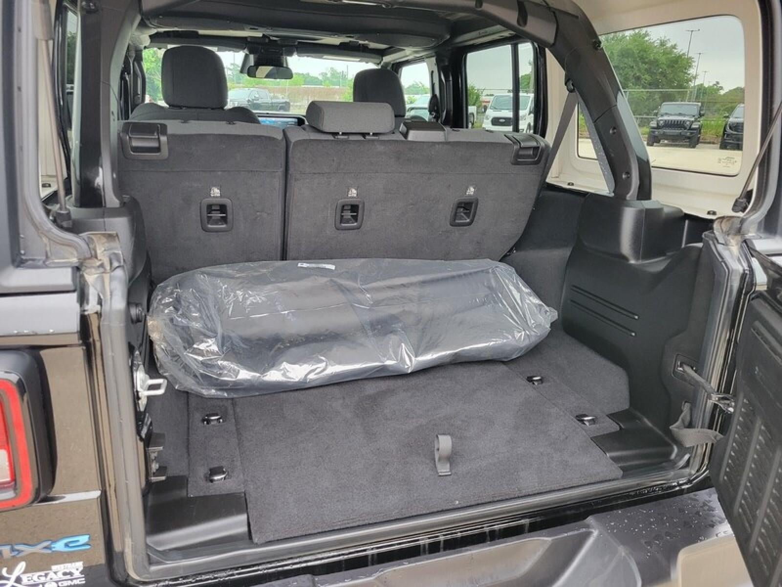 2025 Jeep Wrangler 4xe Willys