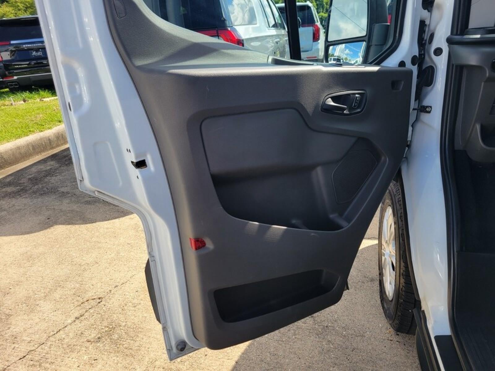 2023 Ford Transit Passenger Wagon XL