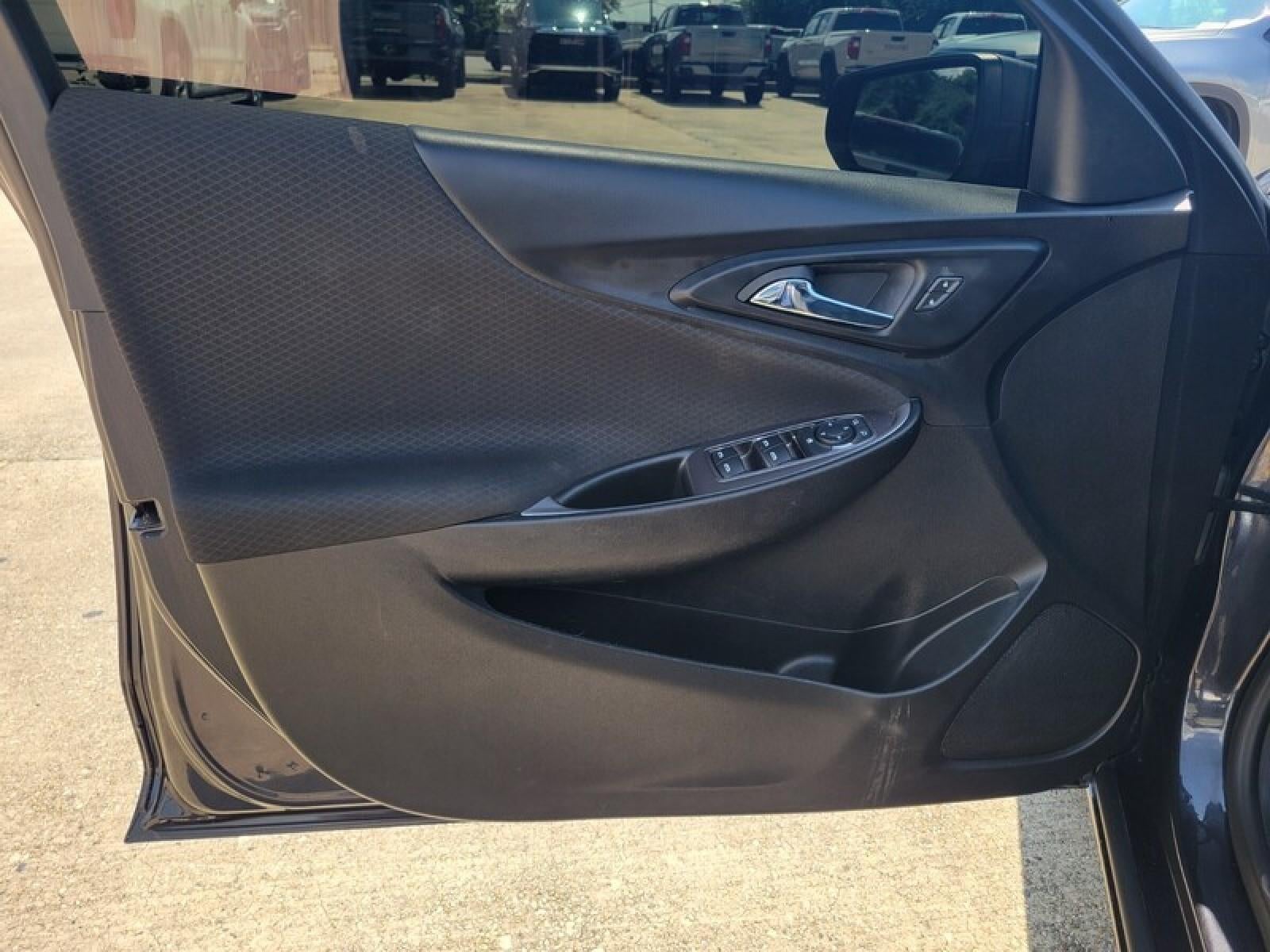 2022 Chevrolet Malibu LS