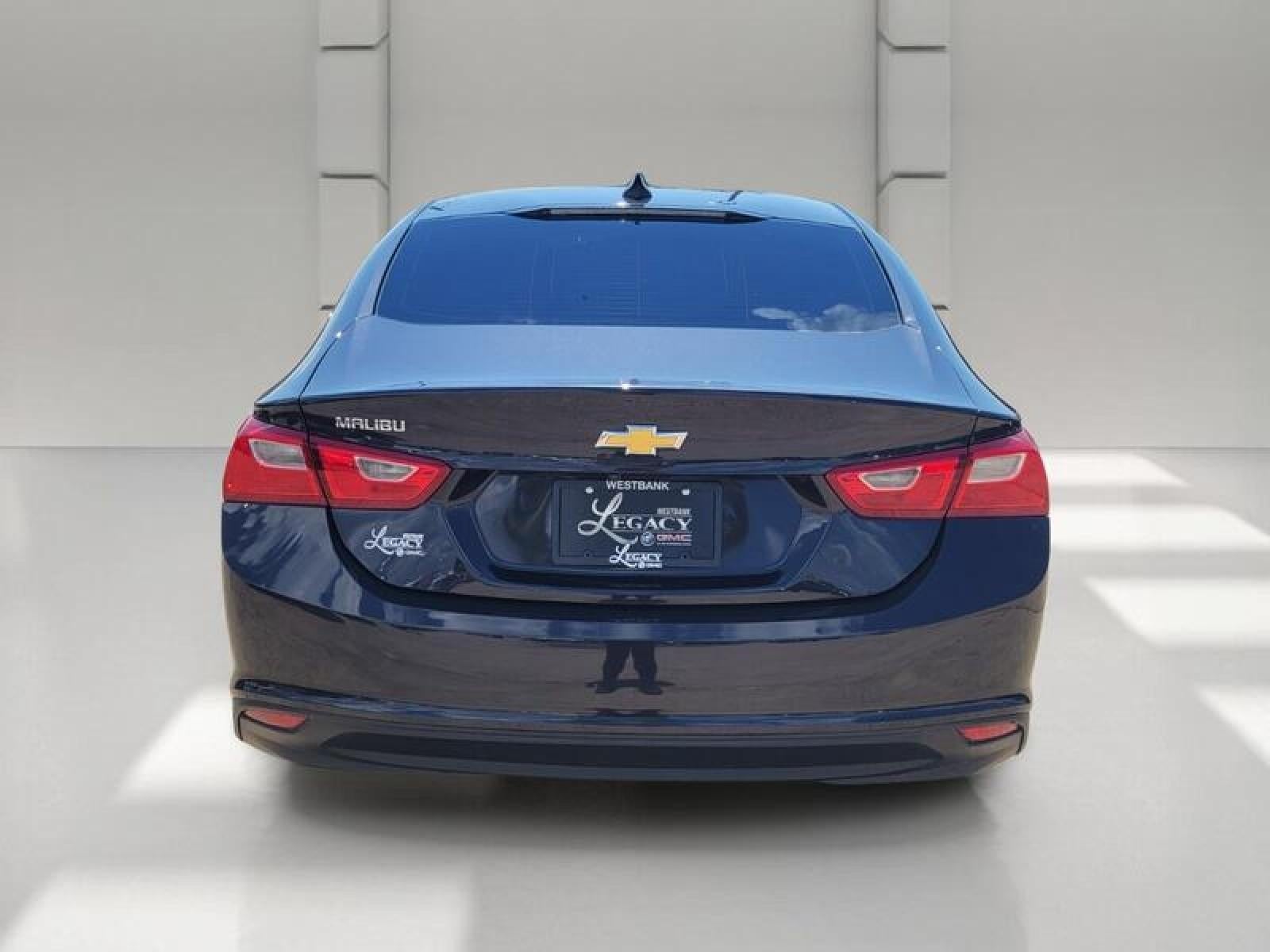 2022 Chevrolet Malibu LS