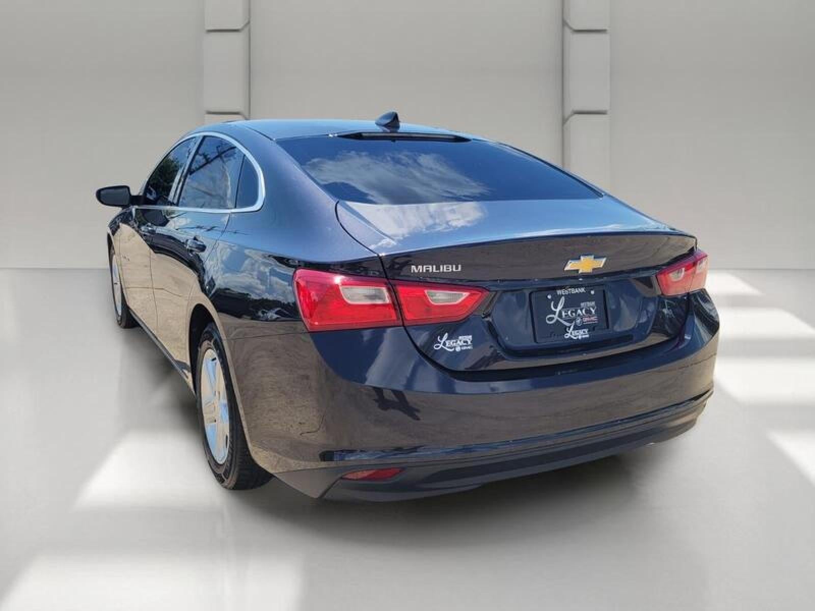 2022 Chevrolet Malibu LS