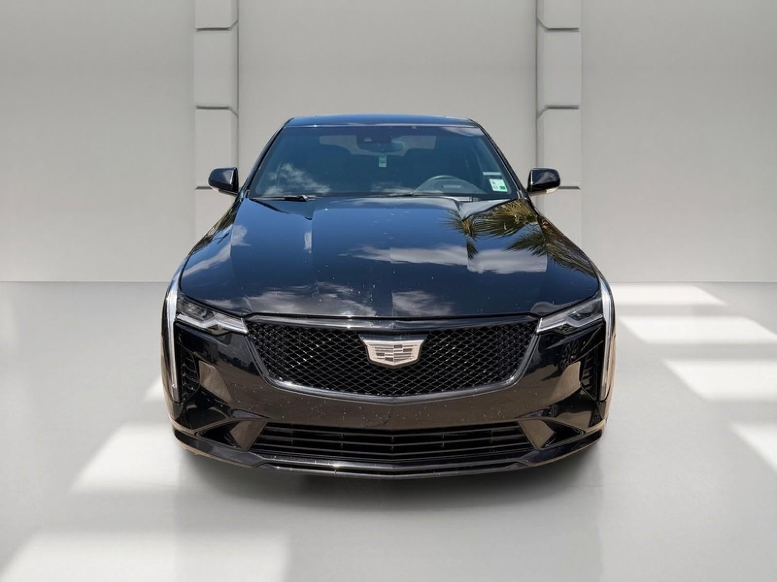 2023 Cadillac CT4 Luxury