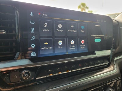 2025 Chevrolet Silverado 1500 LTZ
