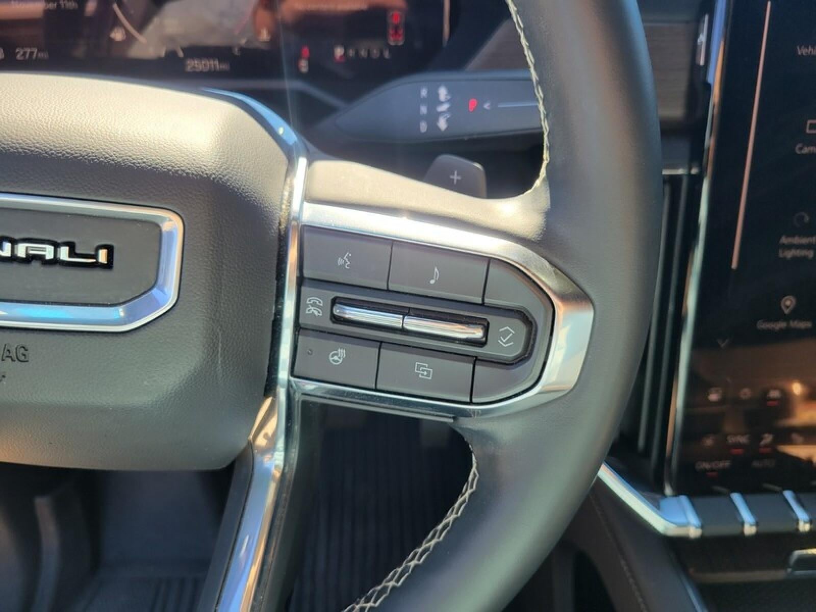 2024 GMC Acadia Denali