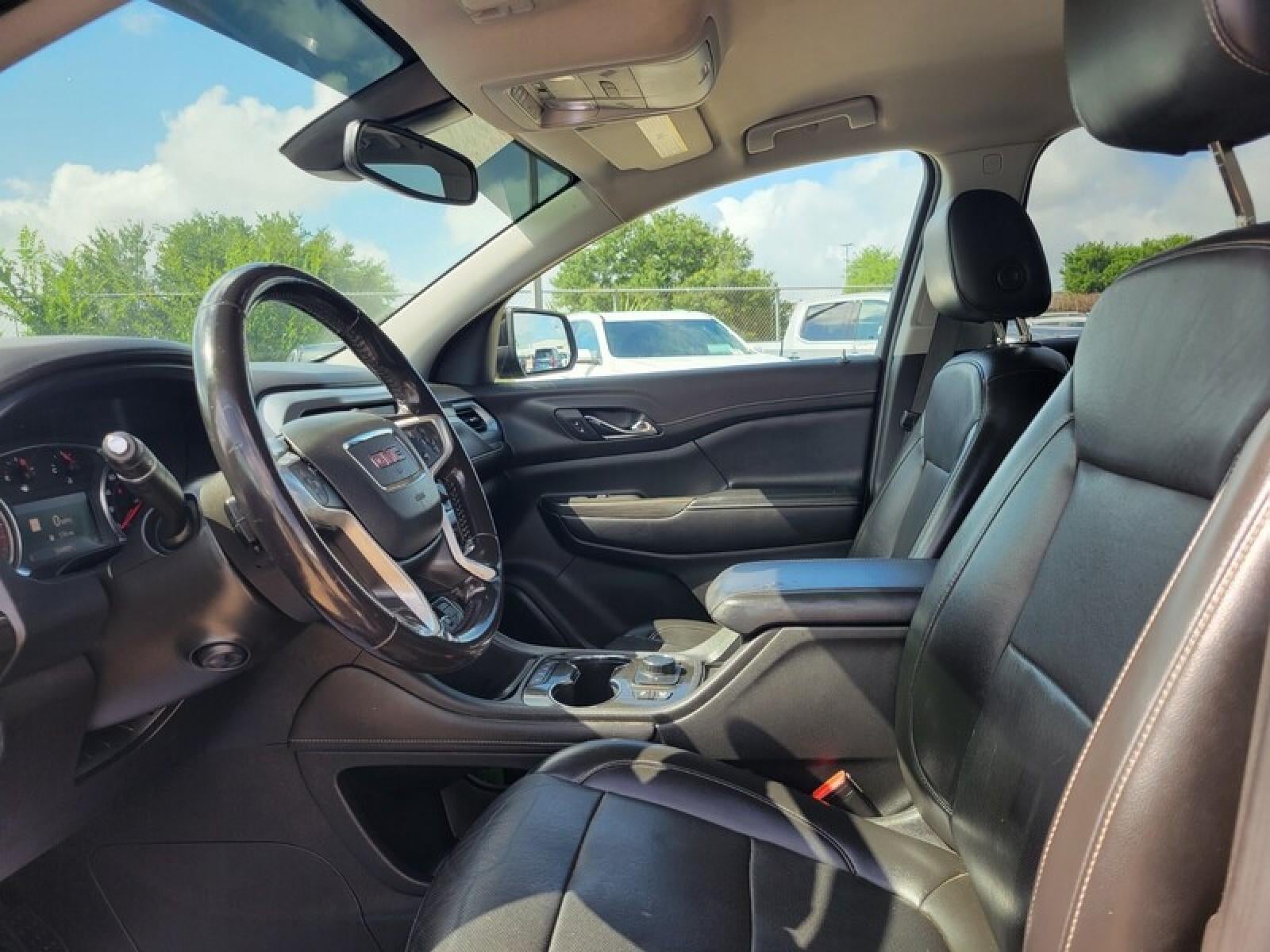 2021 GMC Acadia SLT