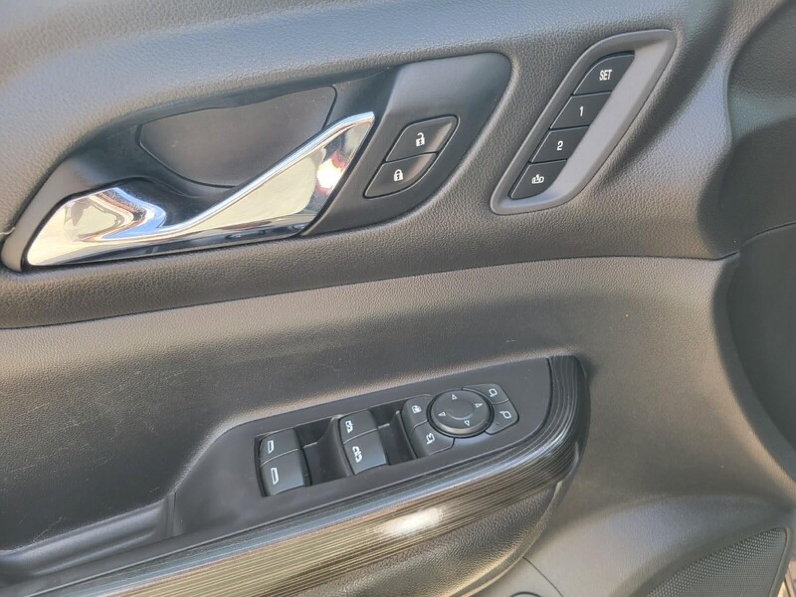 2021 GMC Acadia SLT