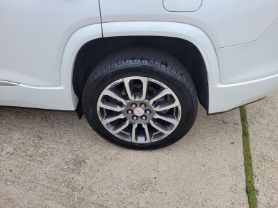 2022 GMC Acadia Denali