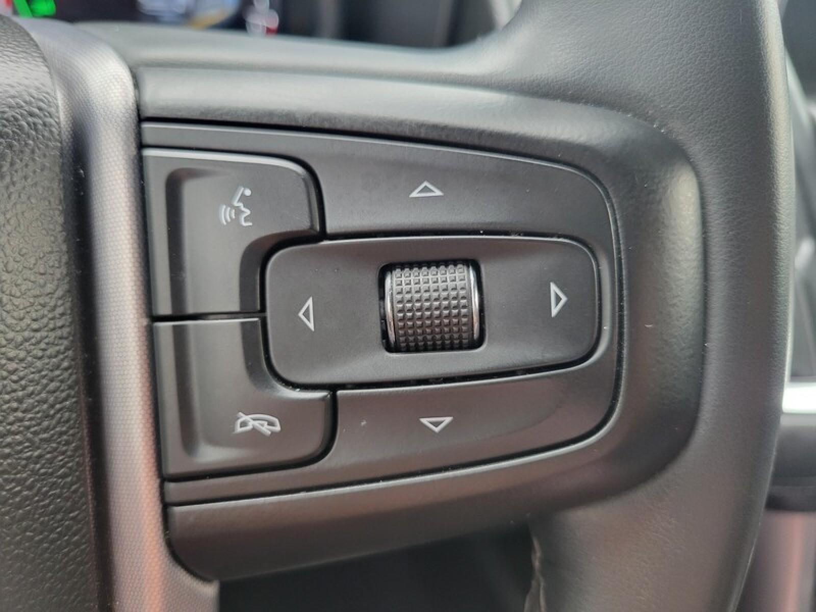 2023 GMC Yukon SLE
