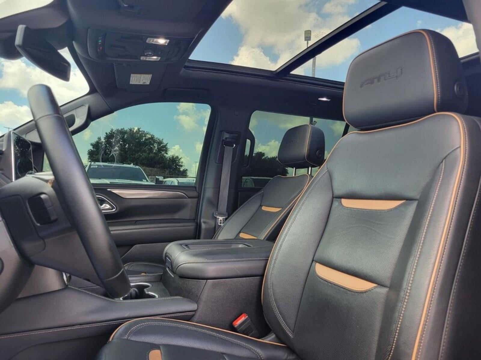 2023 GMC Yukon XL AT4