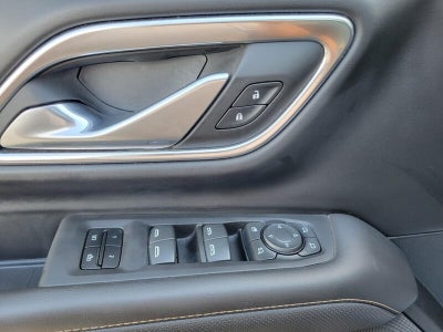 2023 GMC Yukon XL AT4