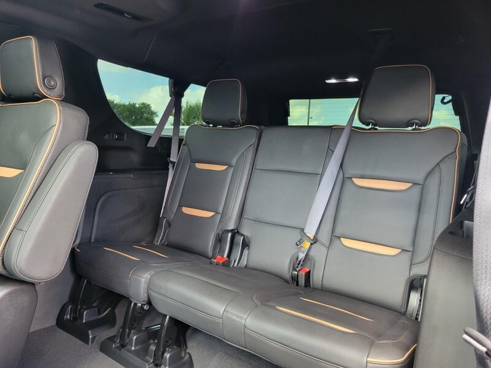 2023 GMC Yukon XL AT4