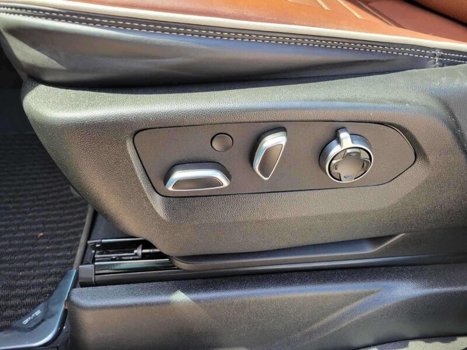 2024 GMC Yukon XL Denali Ultimate