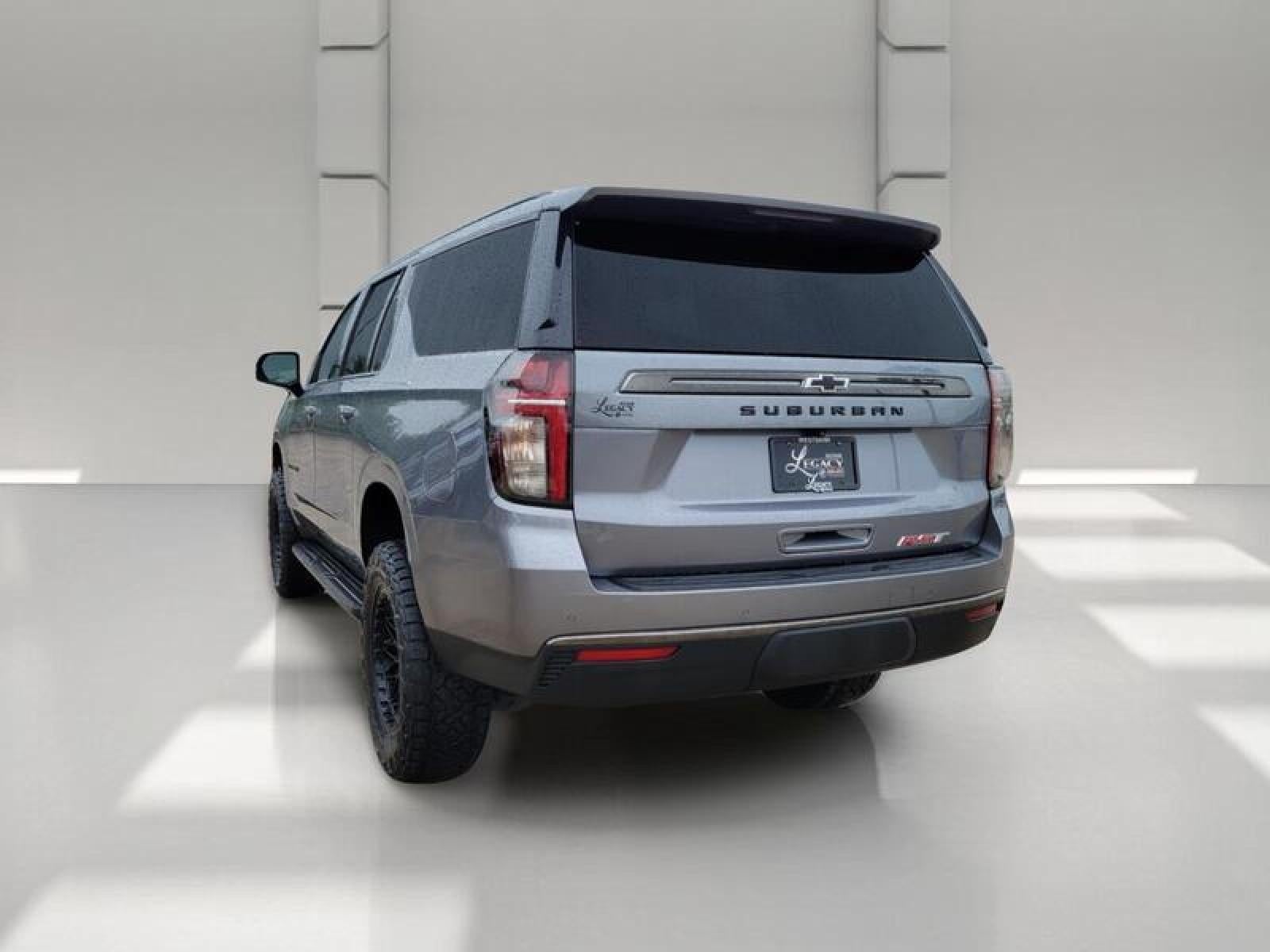 2022 Chevrolet Suburban RST