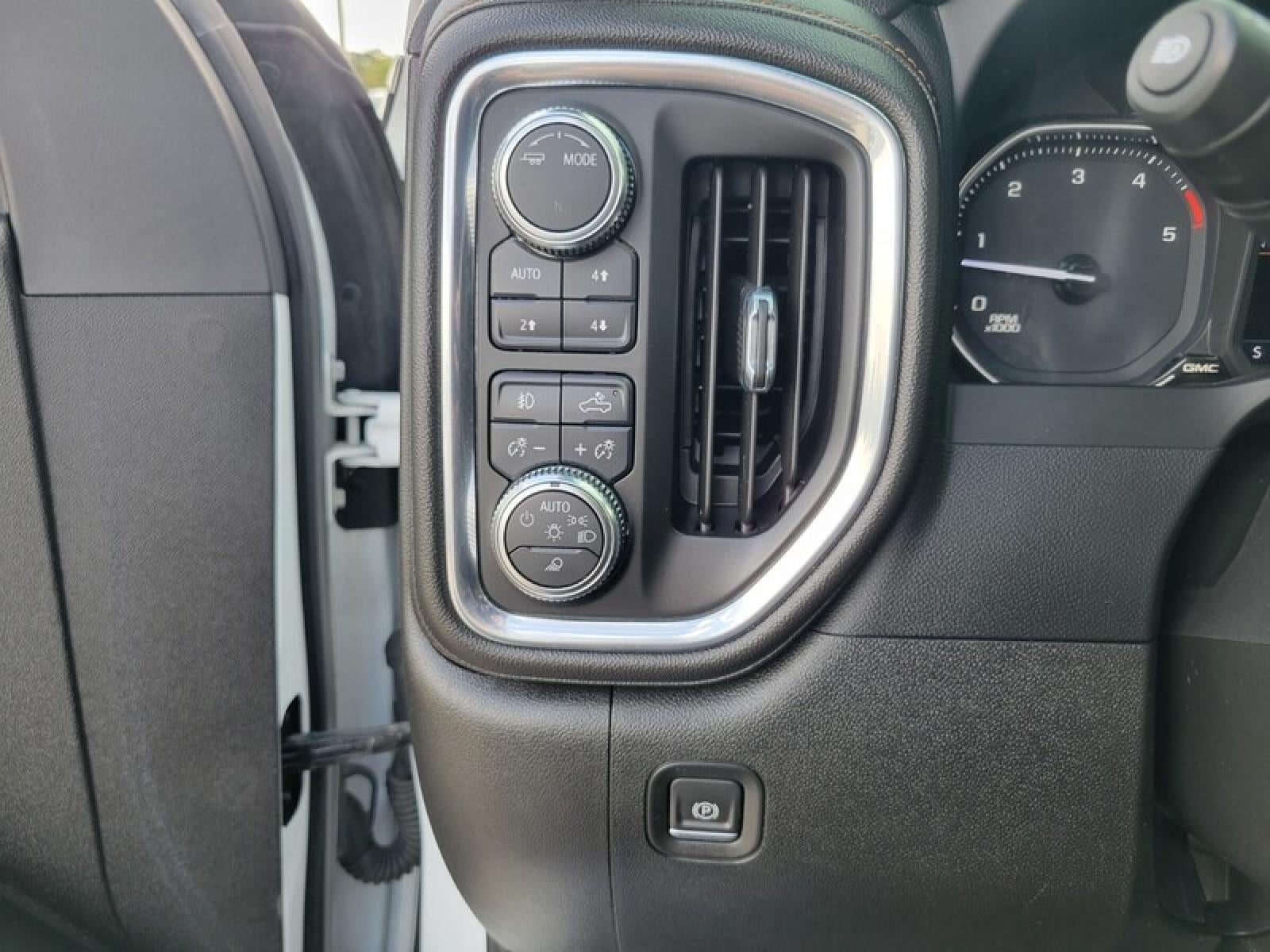 2022 GMC Sierra 2500 HD AT4