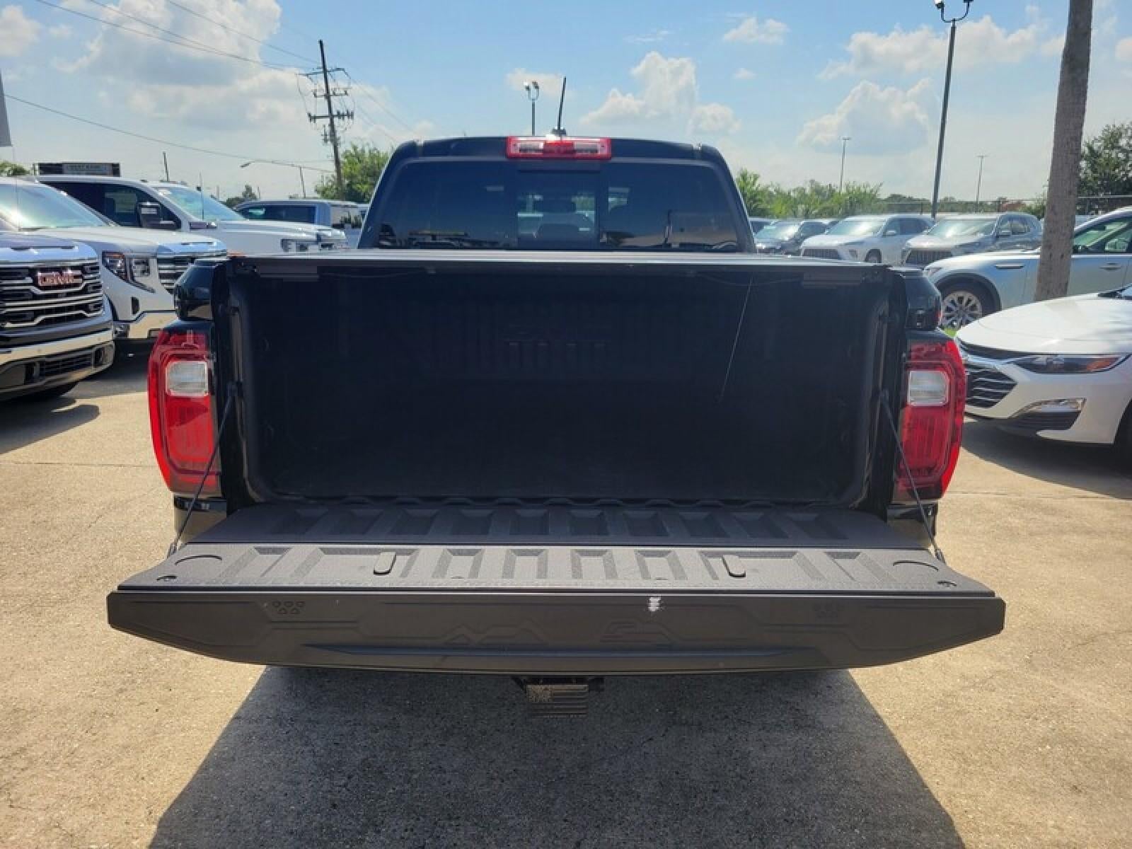 2024 GMC Canyon Elevation