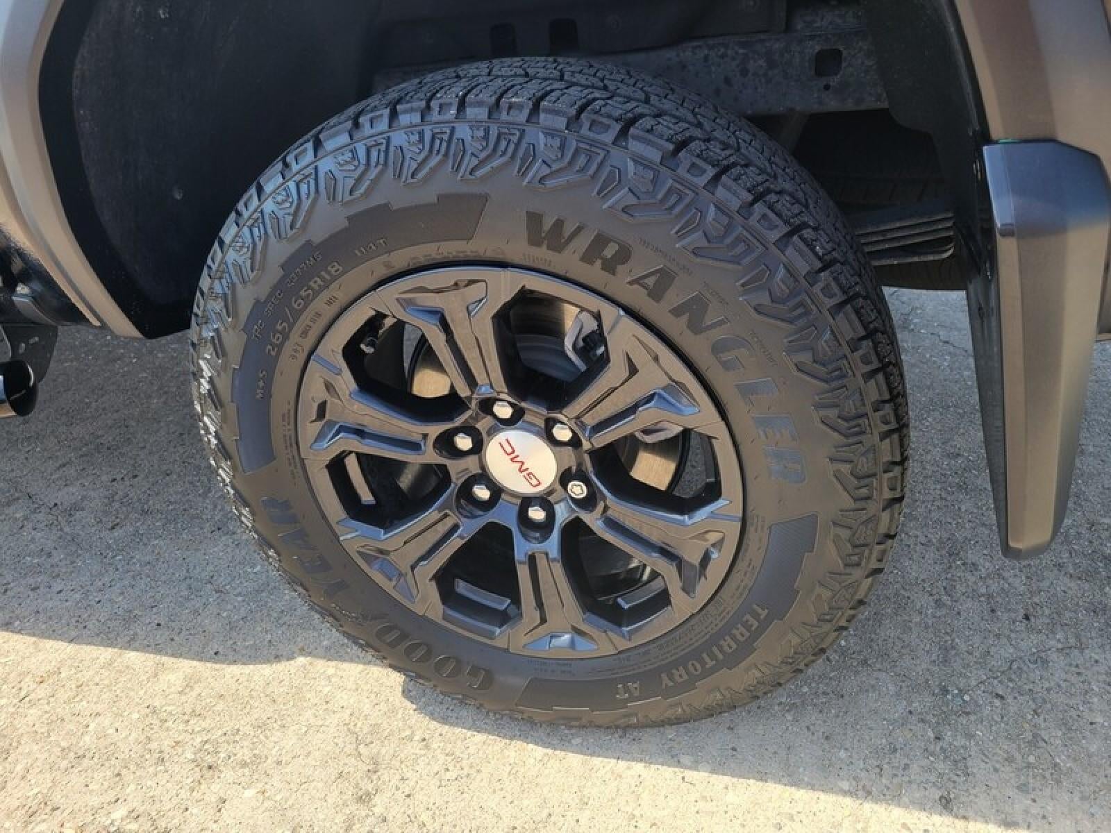 2024 GMC Canyon Elevation
