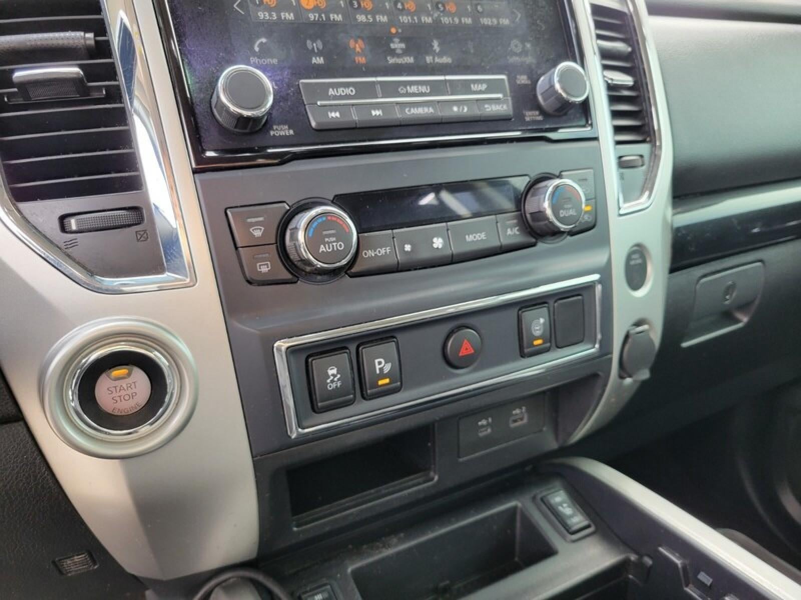 2020 Nissan Titan SV