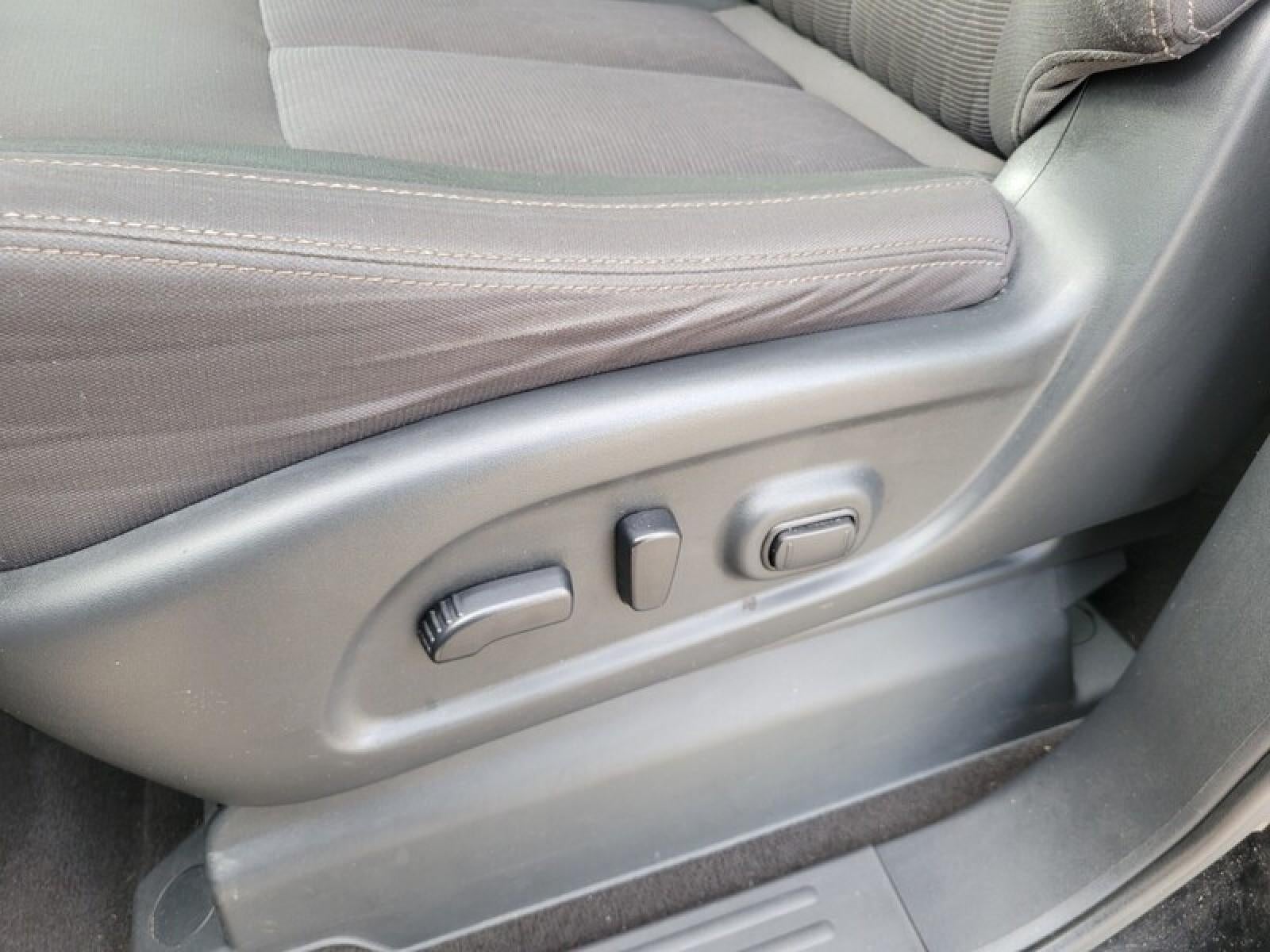 2020 Nissan Titan SV