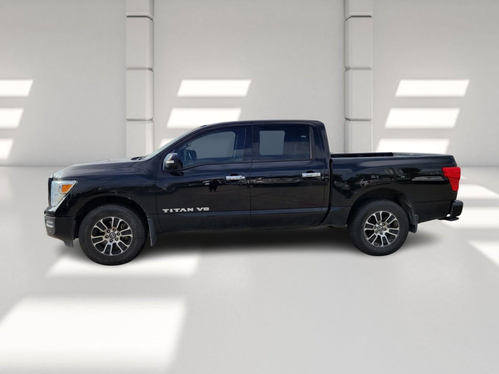 2020 Nissan Titan SV