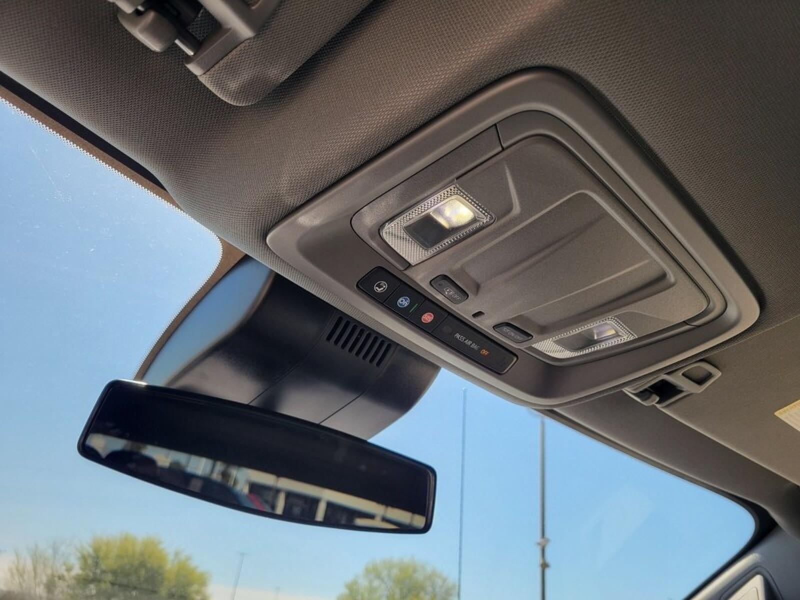 2024 Chevrolet Silverado 1500 RST - Photo 20