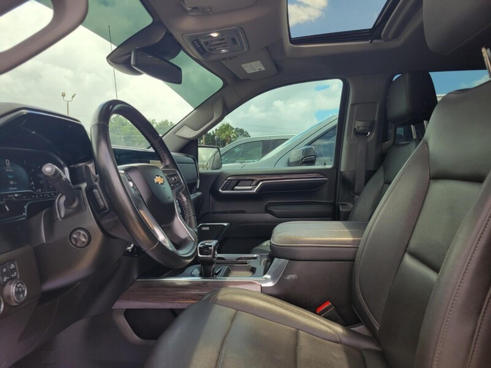 2024 Chevrolet Silverado 1500 LTZ