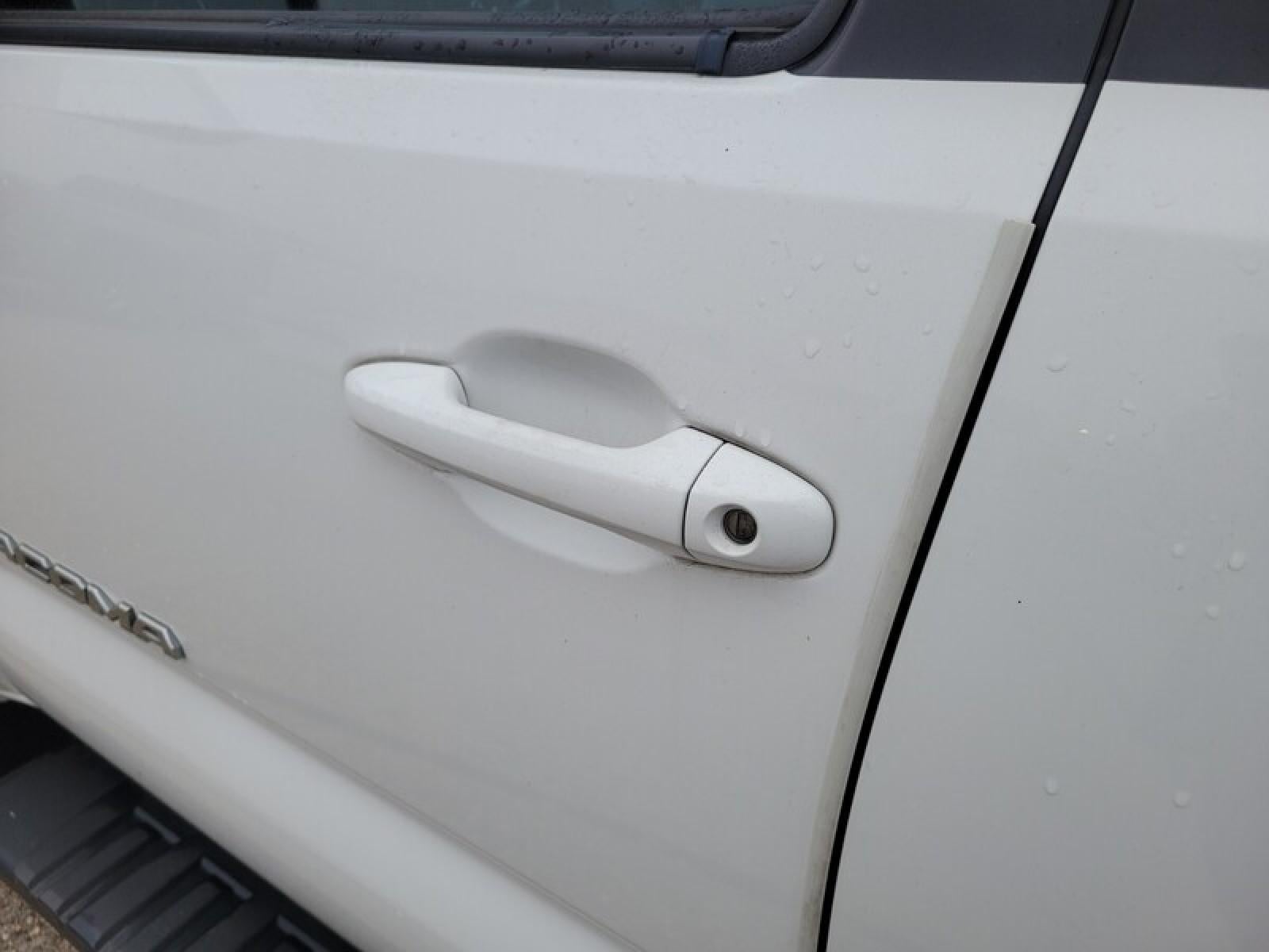 2020 Toyota Tacoma 2WD SR5