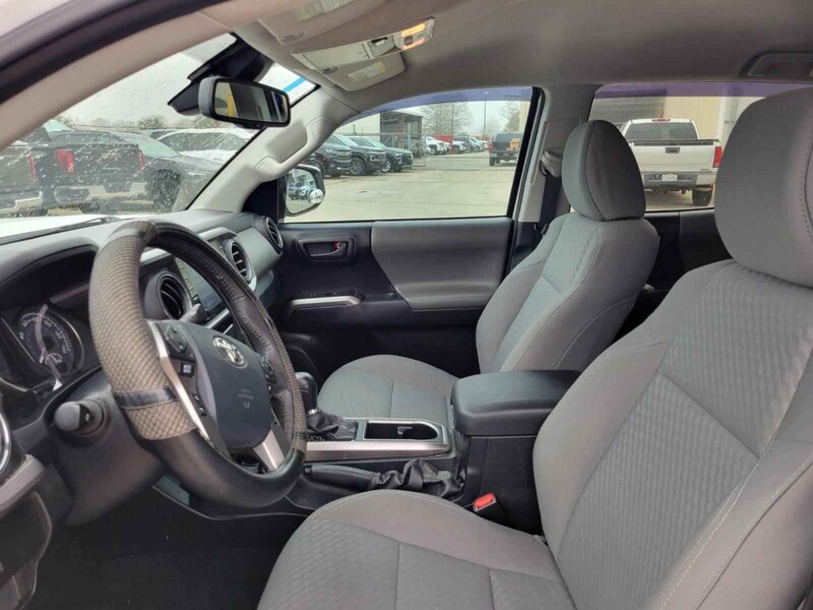 2020 Toyota Tacoma 2WD SR5