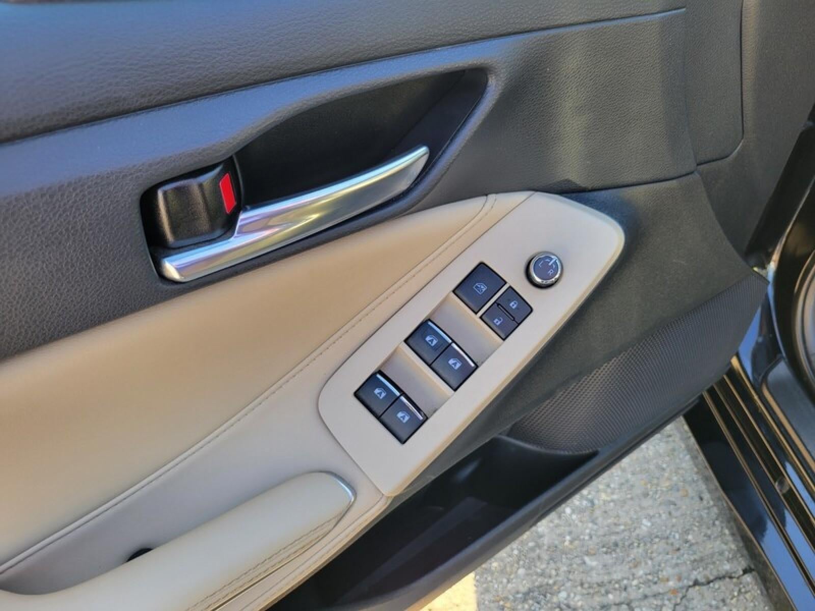 2022 Toyota Avalon XLE