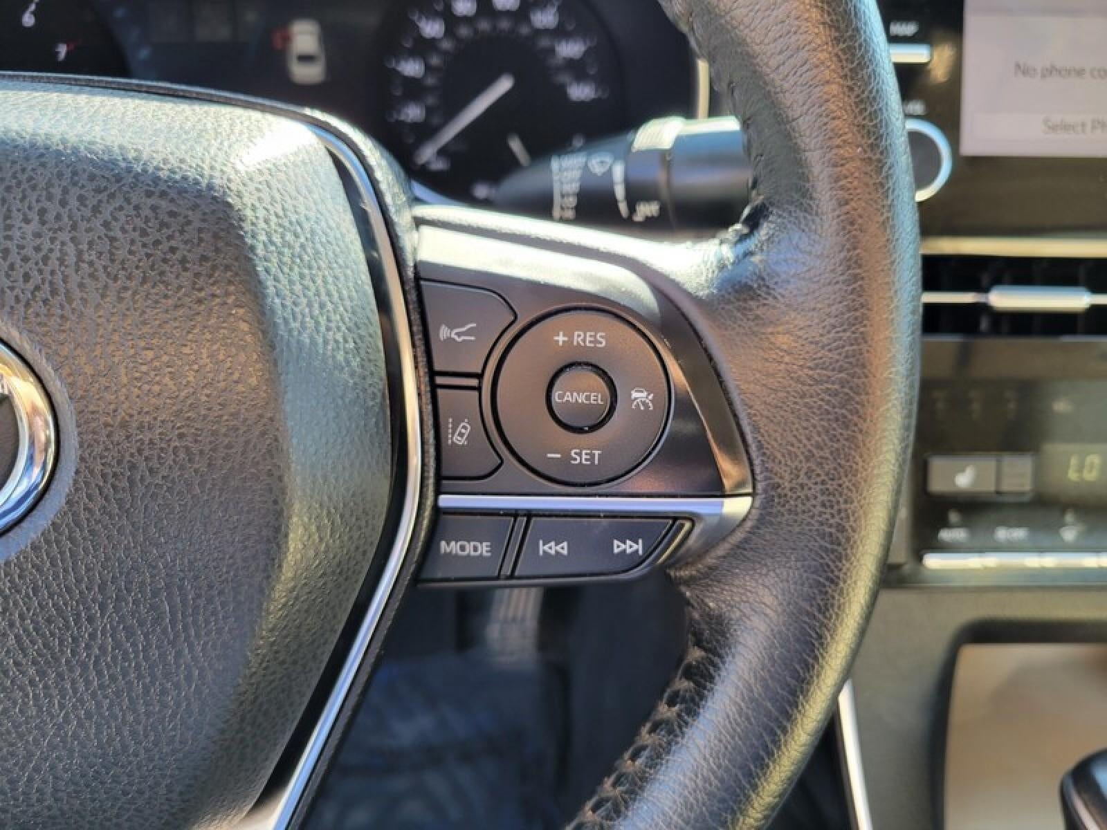 2022 Toyota Avalon XLE