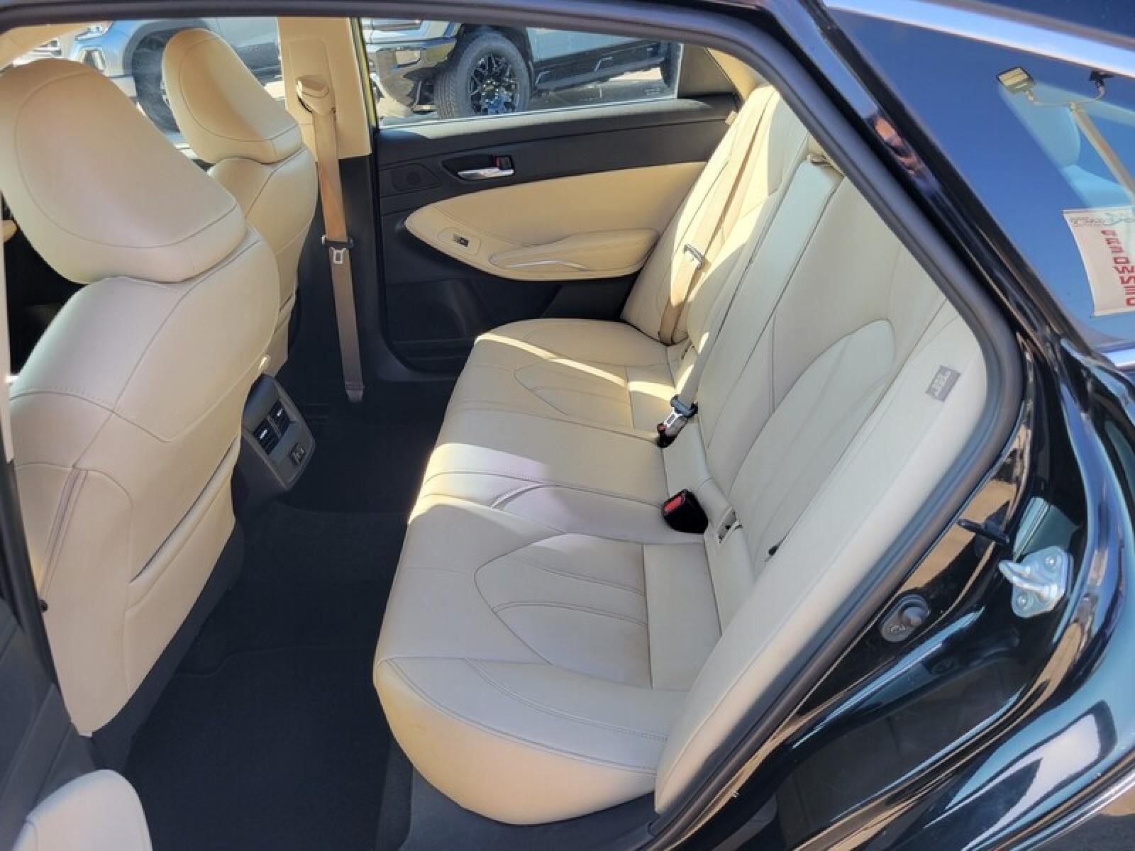 2022 Toyota Avalon XLE