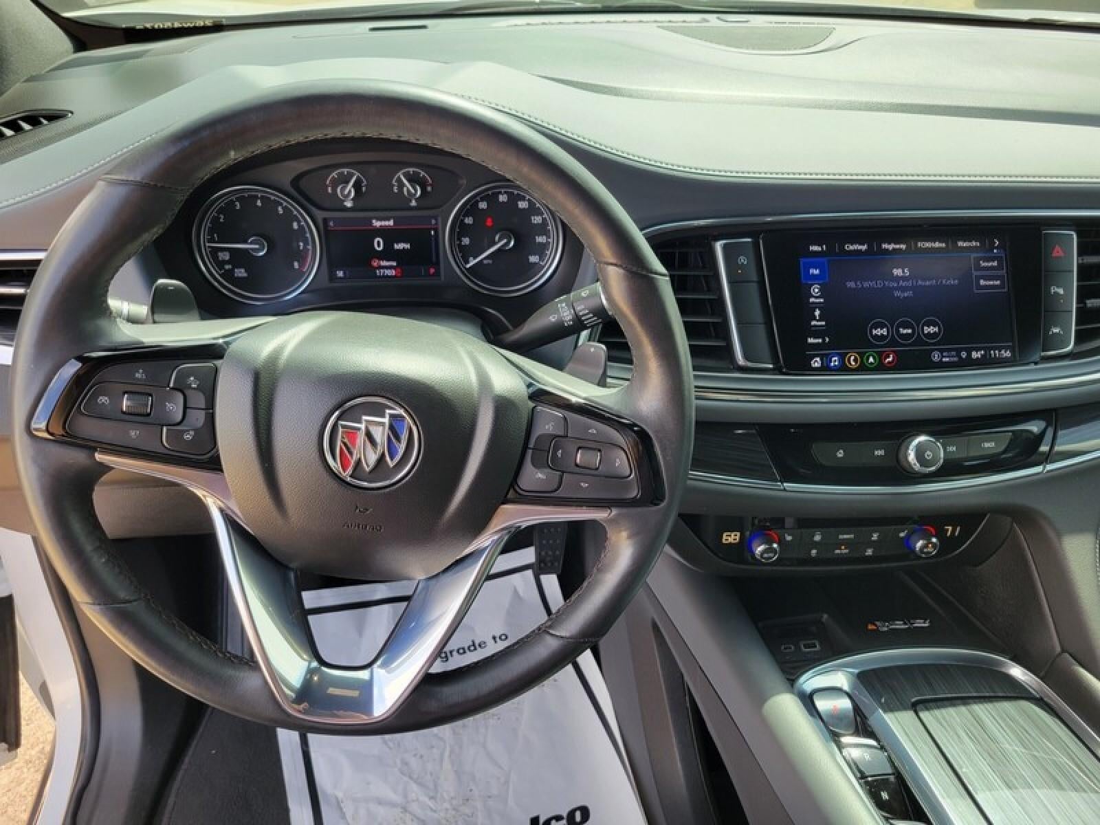 2022 Buick Enclave Essence