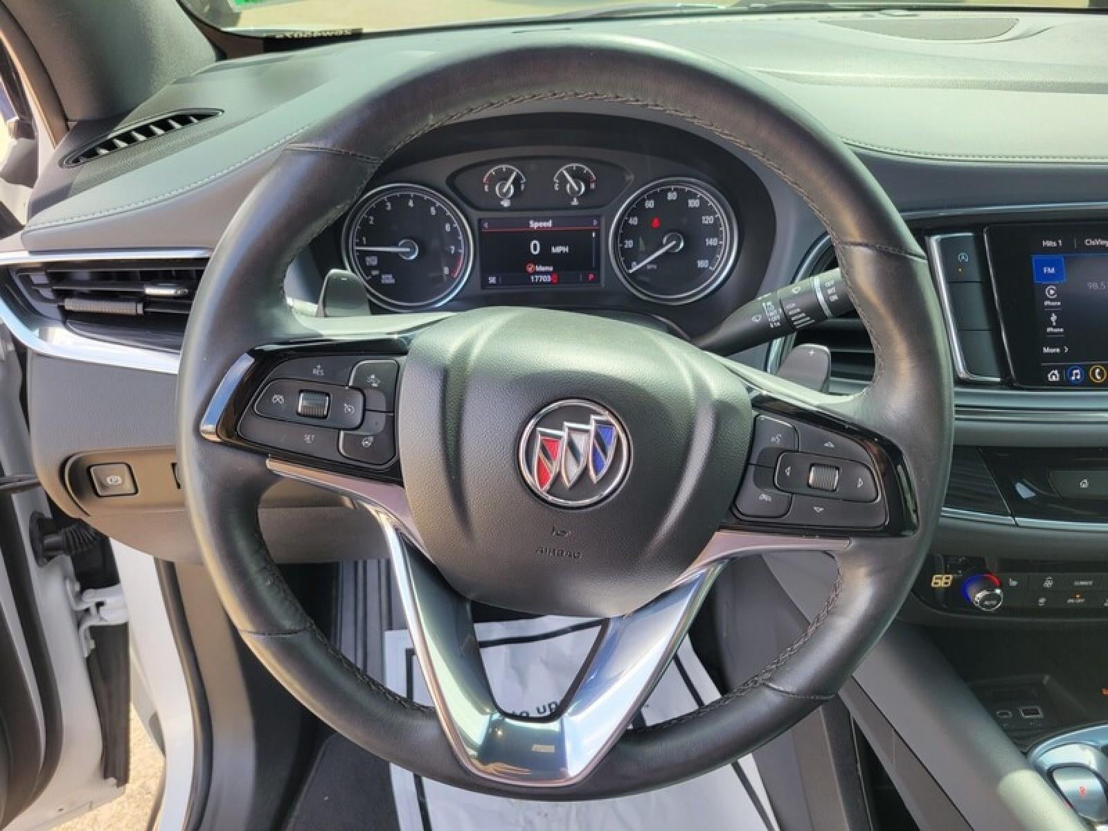 2022 Buick Enclave Essence