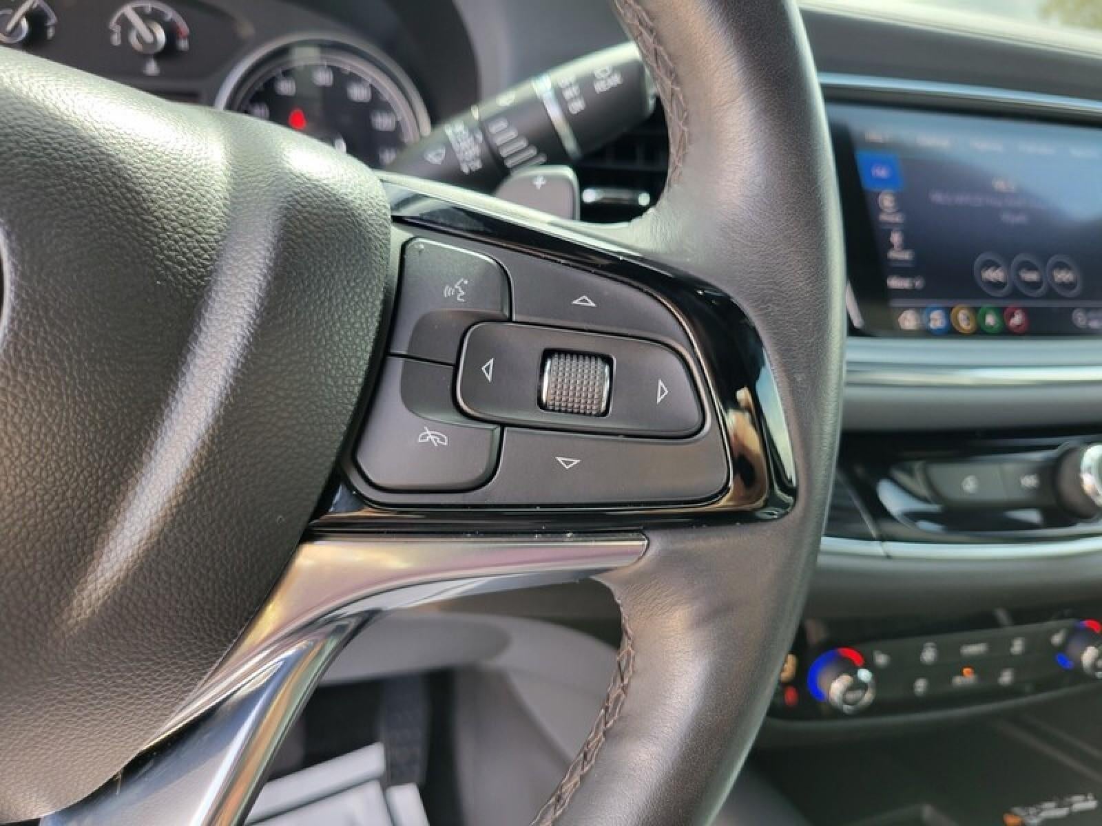 2022 Buick Enclave Essence