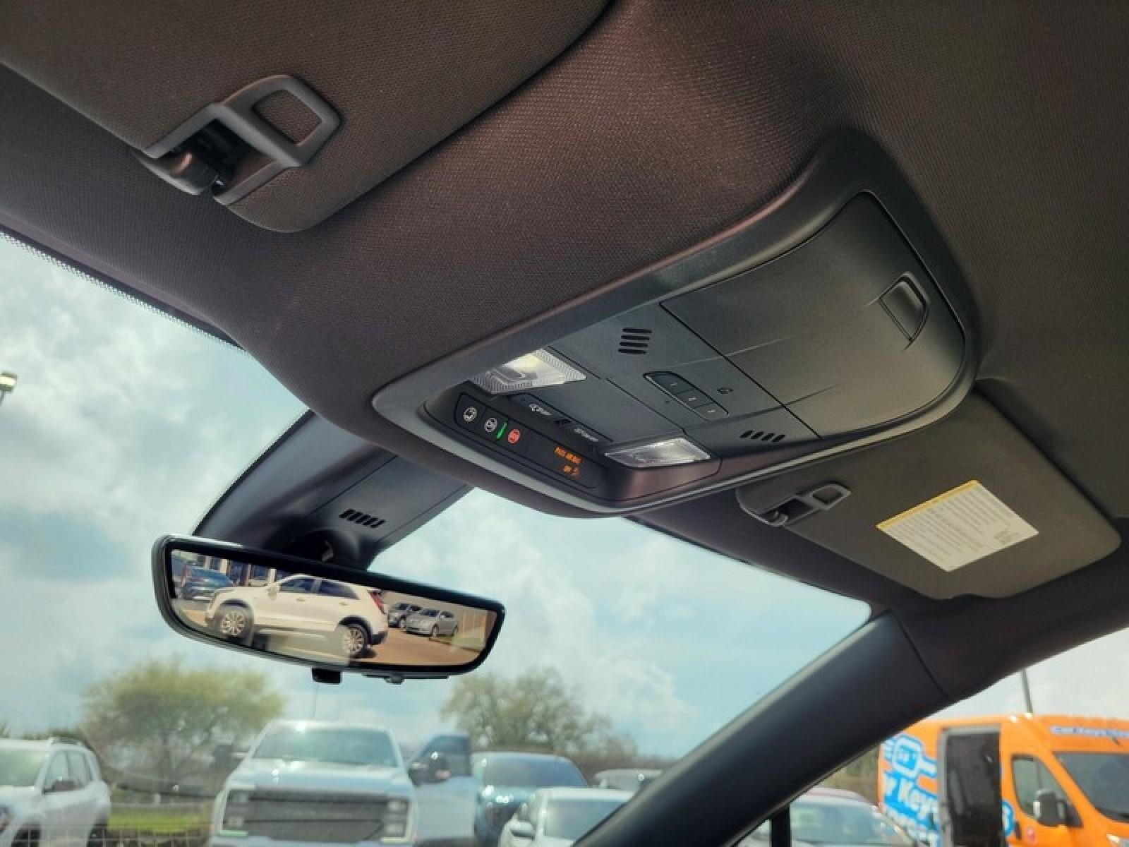 2022 Buick Enclave Essence