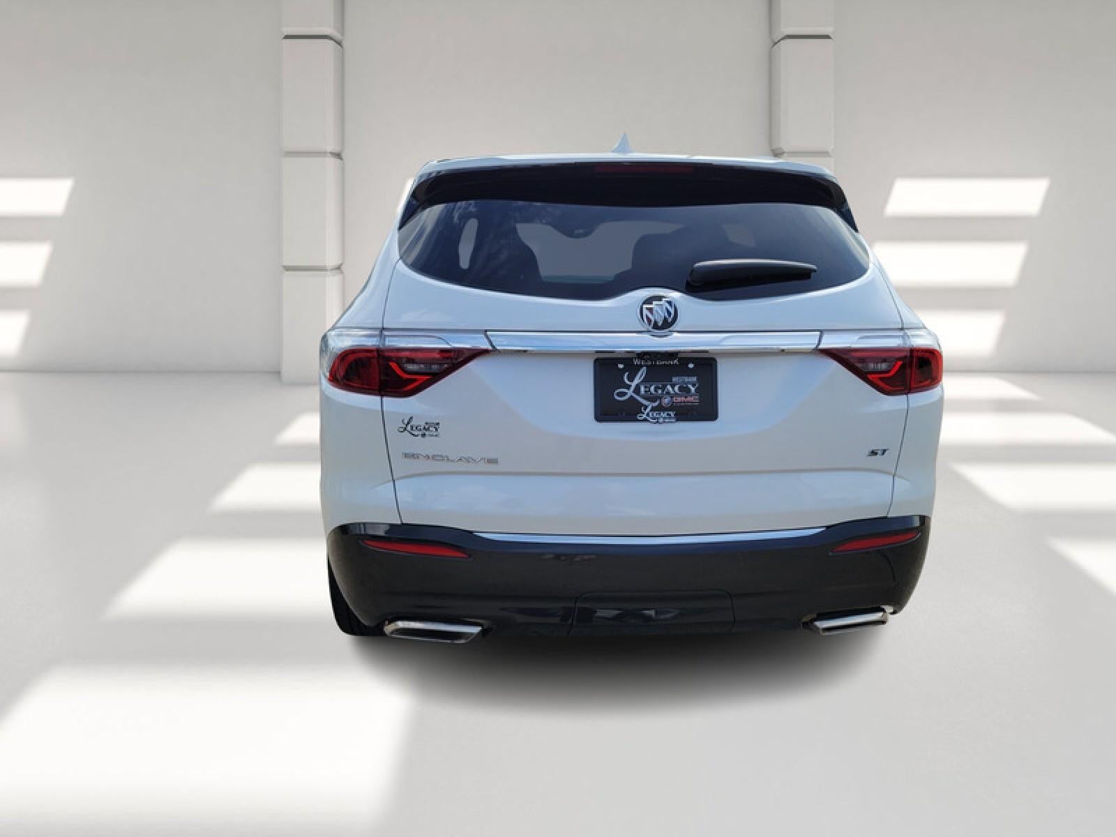 2022 Buick Enclave Essence