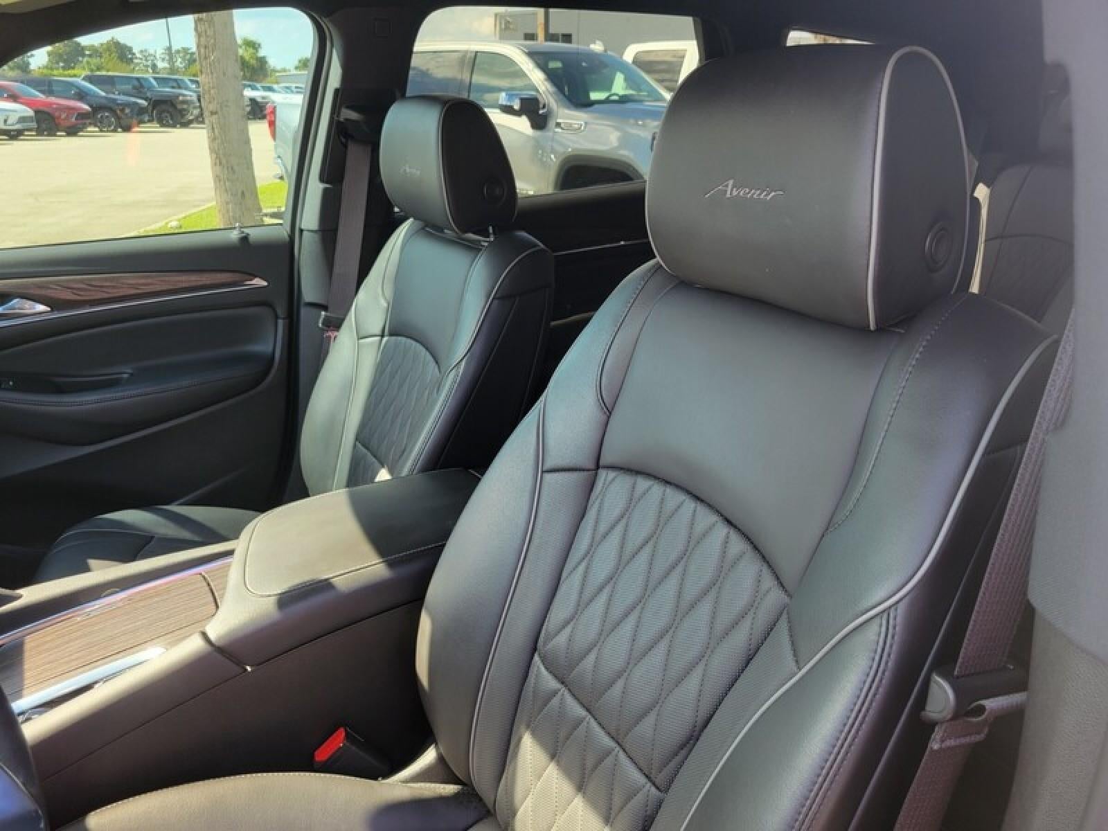 2024 Buick Enclave Avenir