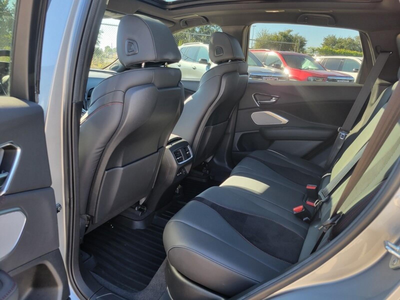 2024 Acura RDX w/A-Spec Advance Package