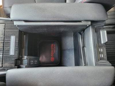 2025 Toyota Sienna XSE