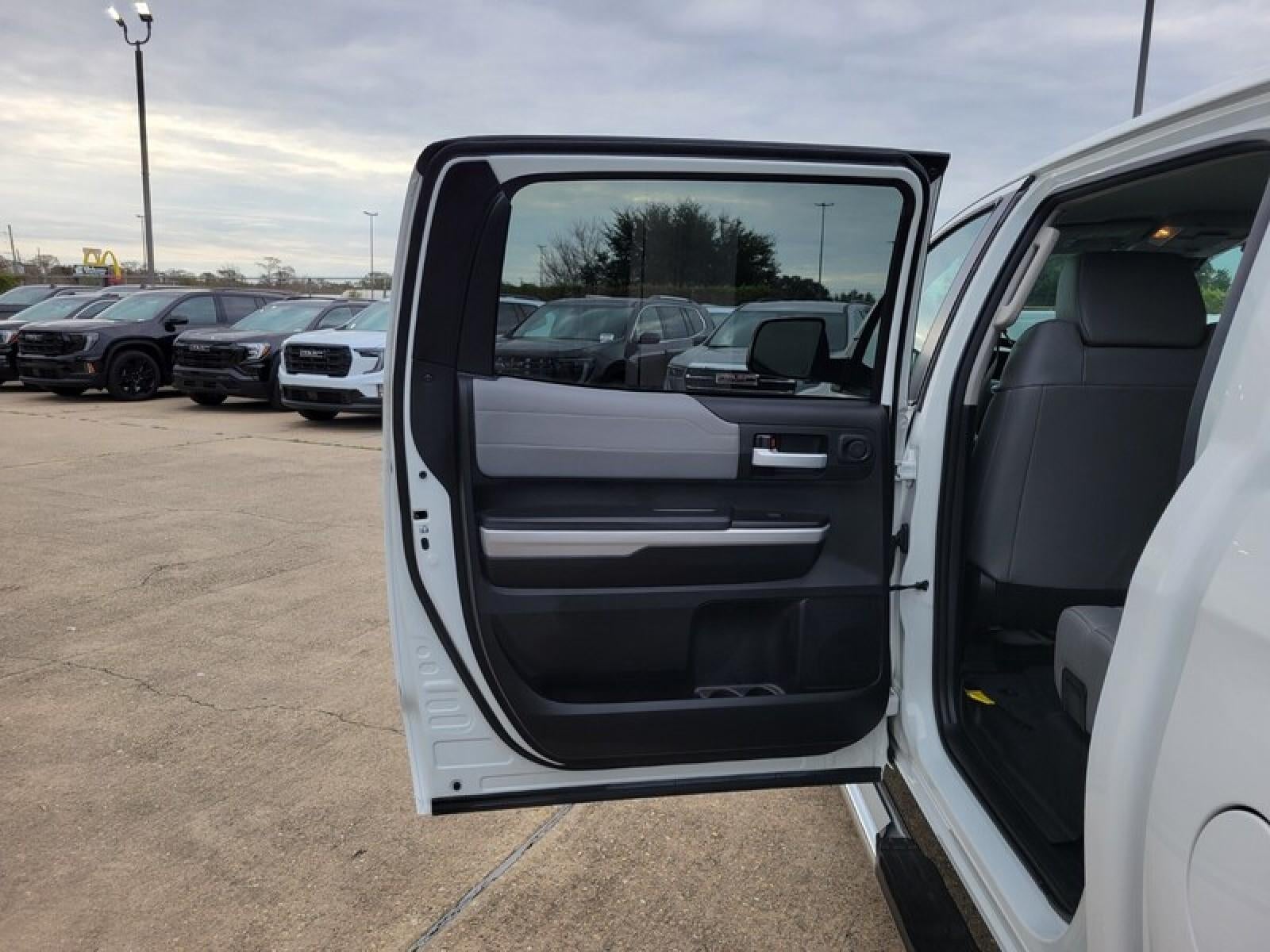 2019 Toyota Tundra 2WD SR5