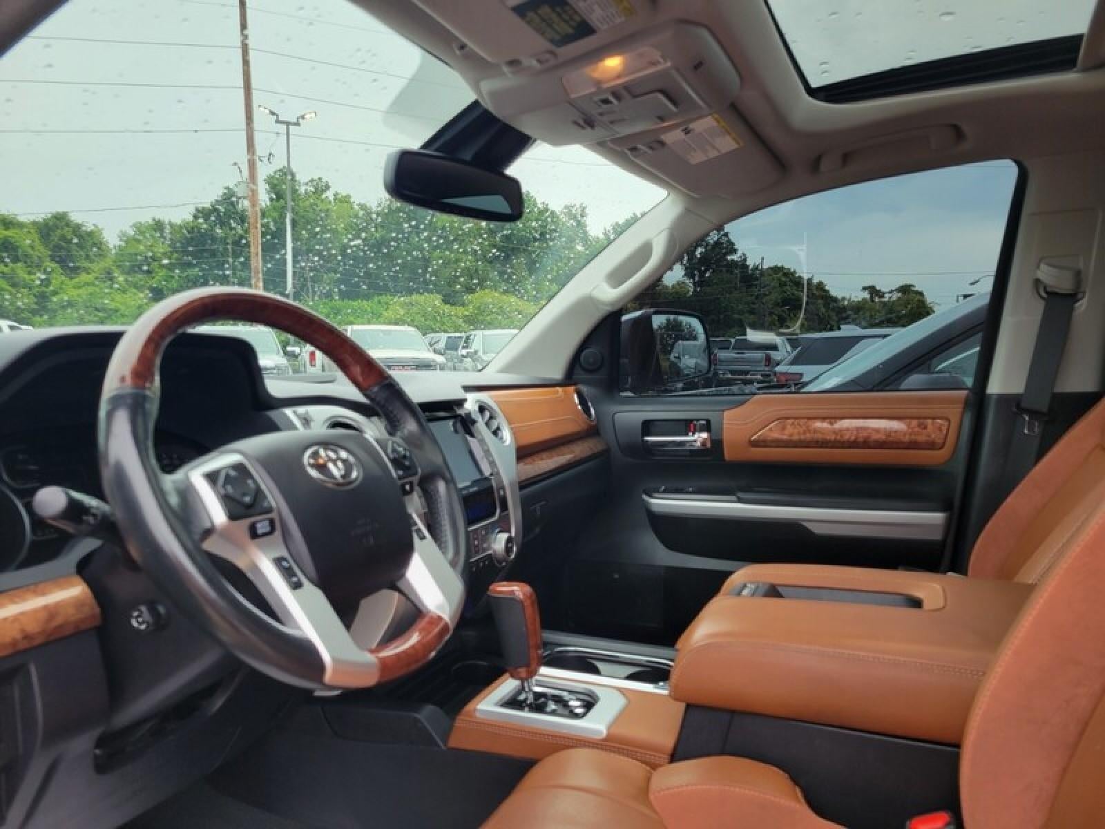 2021 Toyota Tundra 2WD Platinum
