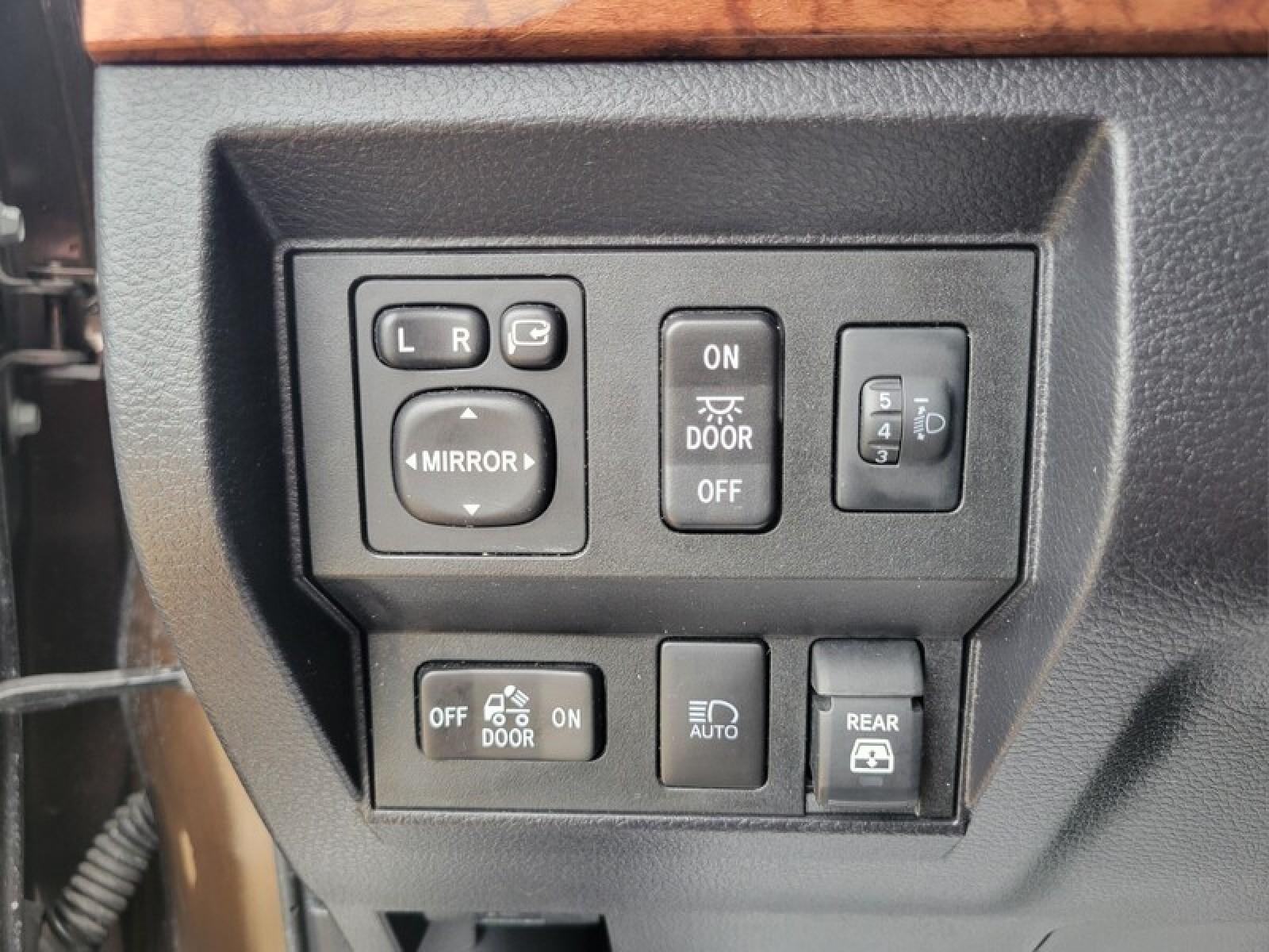 2021 Toyota Tundra 2WD Platinum