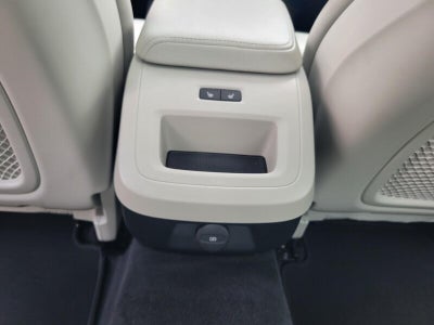 2024 Volvo S60 Plus Dark Theme