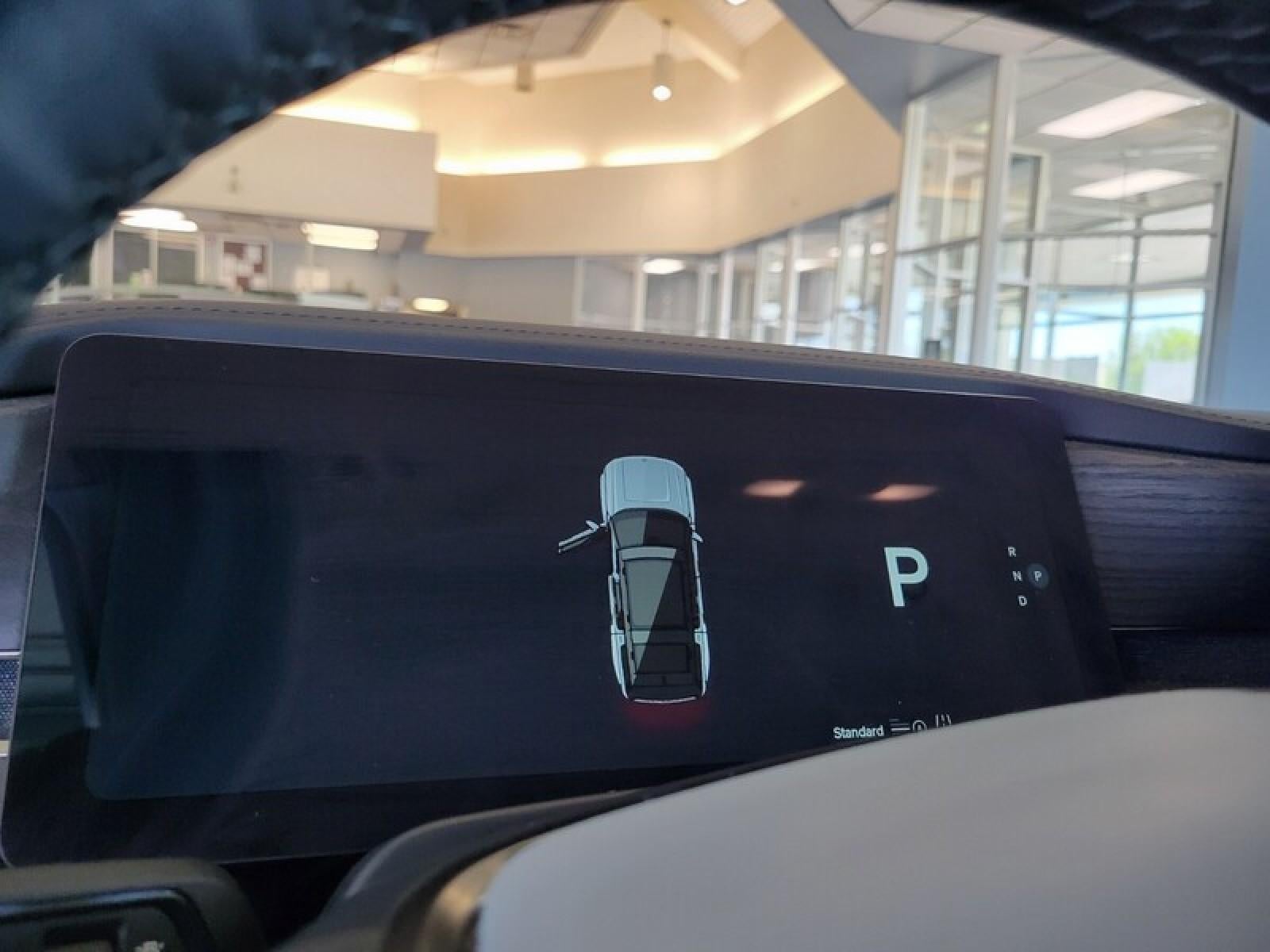 2024 RIVIAN R1S Adventure