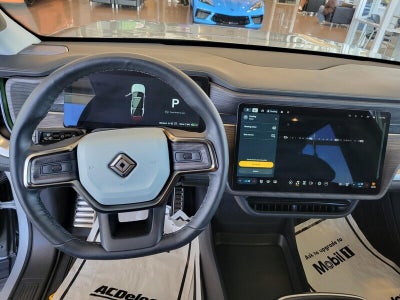 2024 RIVIAN R1S Adventure