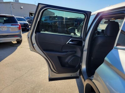 2022 Mitsubishi Outlander SE