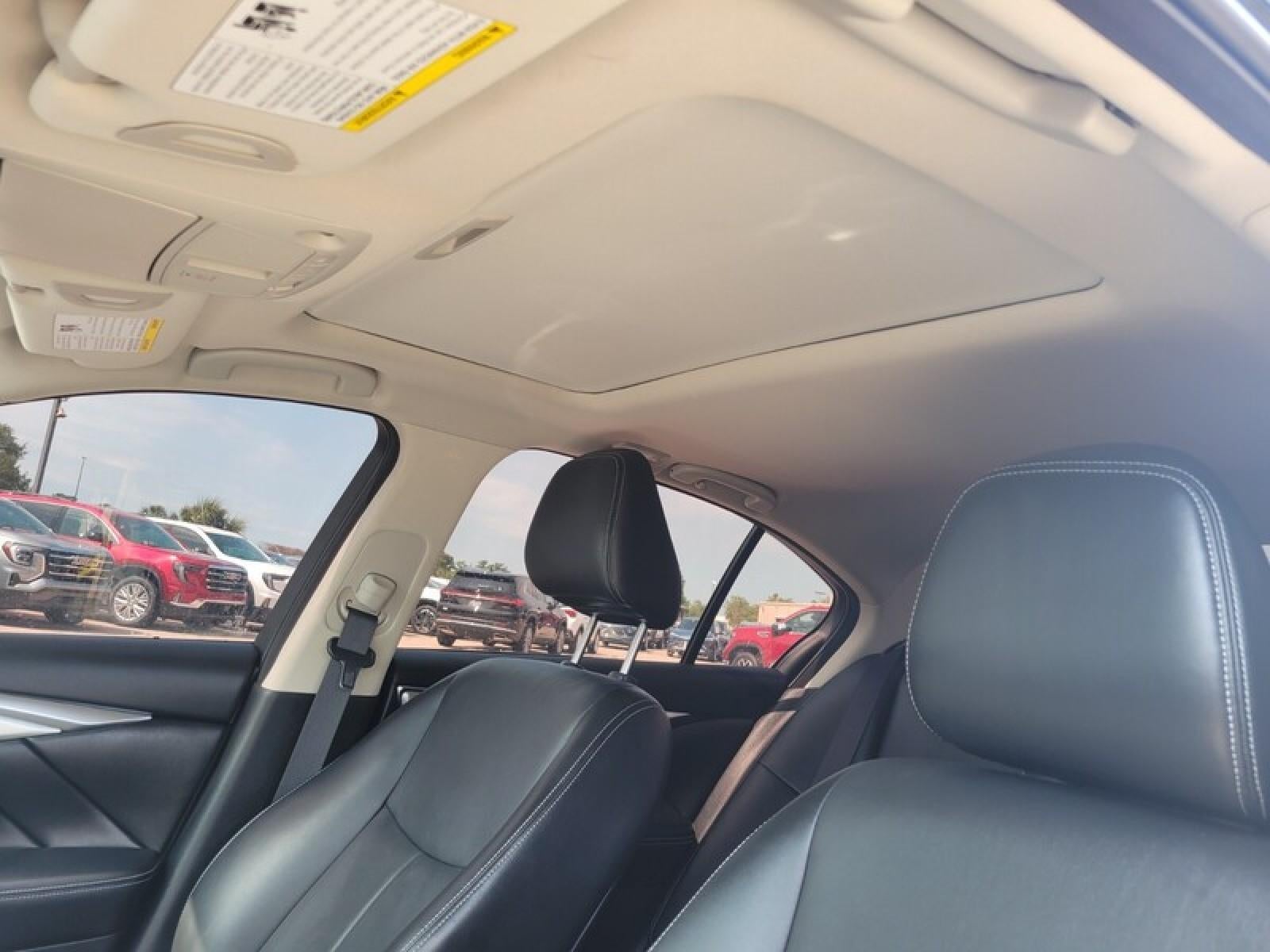 2023 INFINITI Q50 LUXE