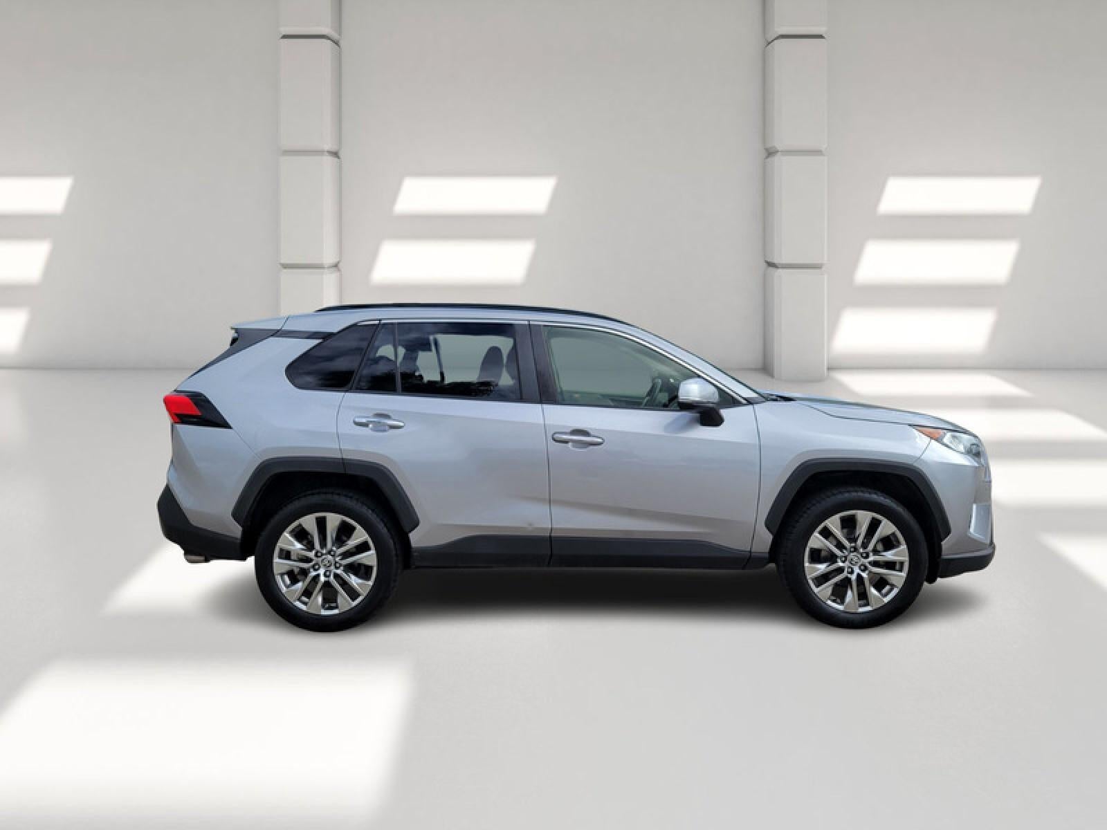 2020 Toyota RAV4 Limited