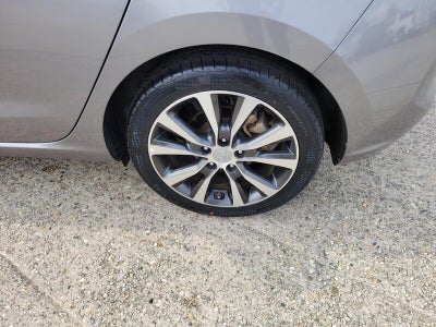 2020 Hyundai Elantra GT Base