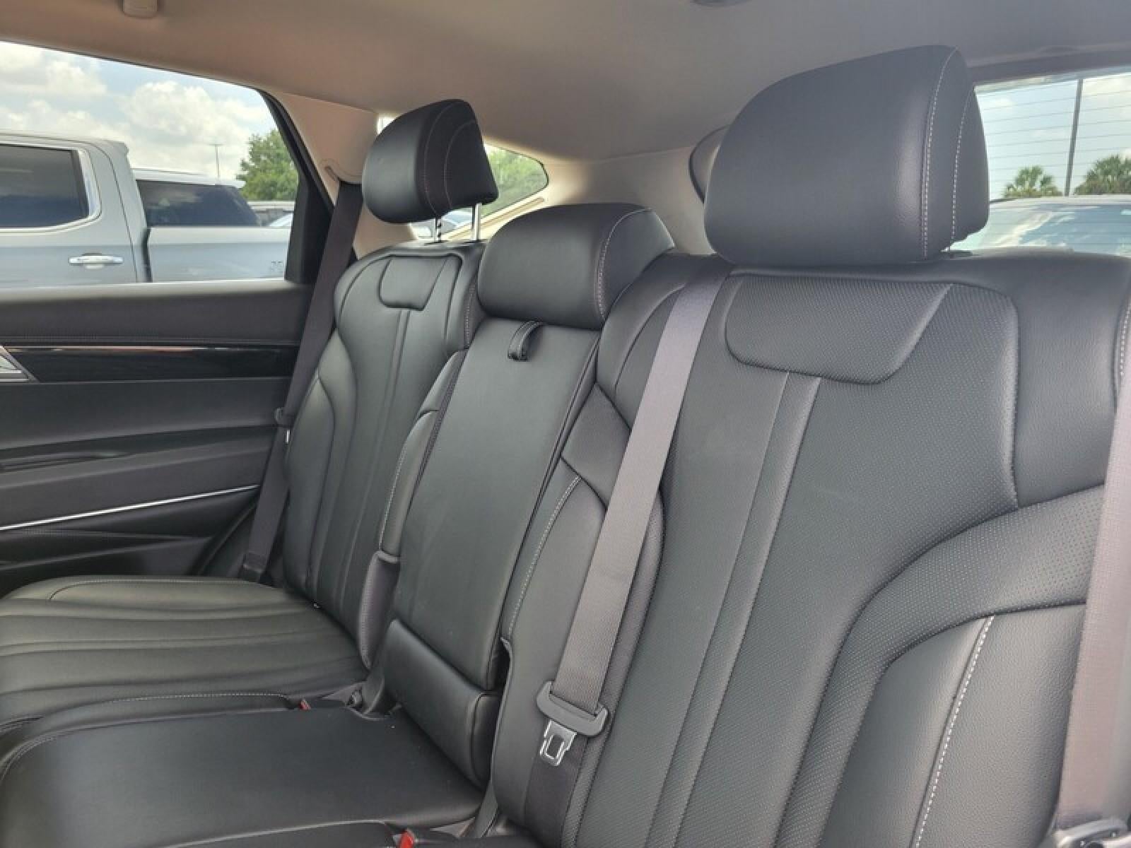 2025 Genesis GV80 2.5T Standard