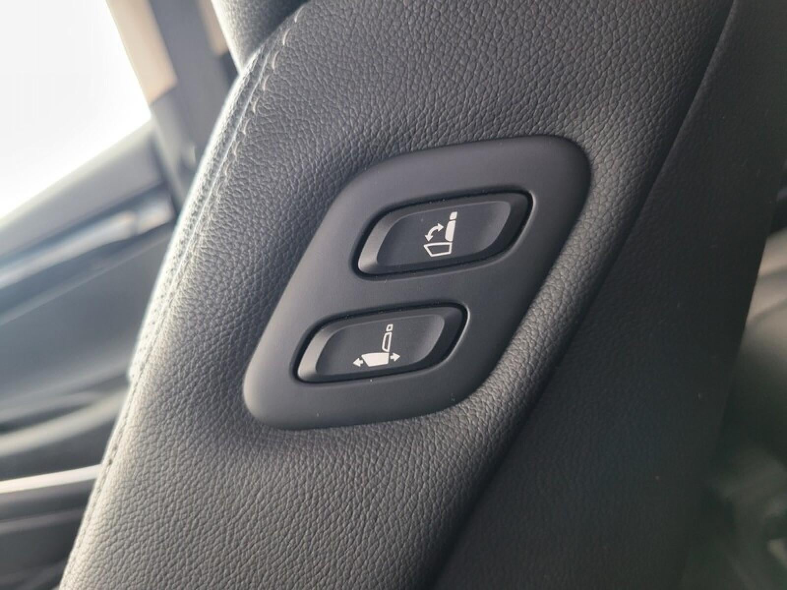 2025 Genesis GV80 2.5T Standard